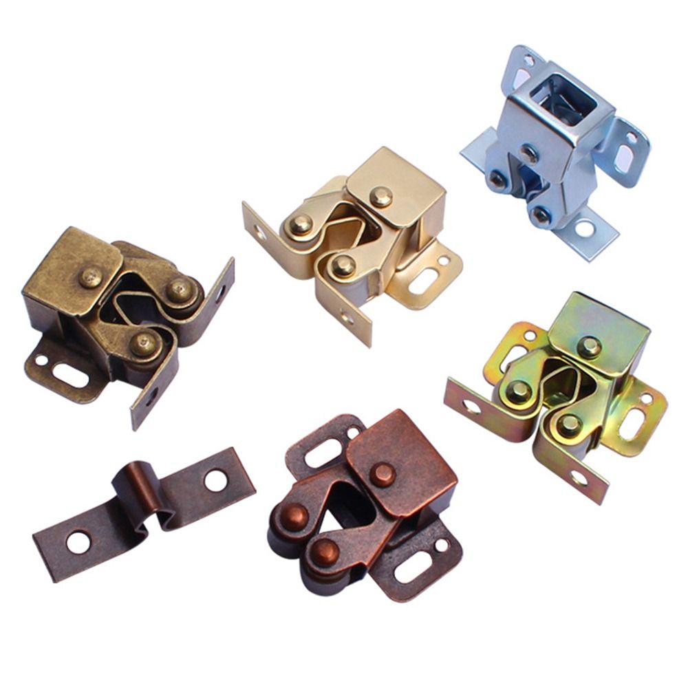 L'armoire magnétique Antique c - Magnetic Catch Door avis et prix